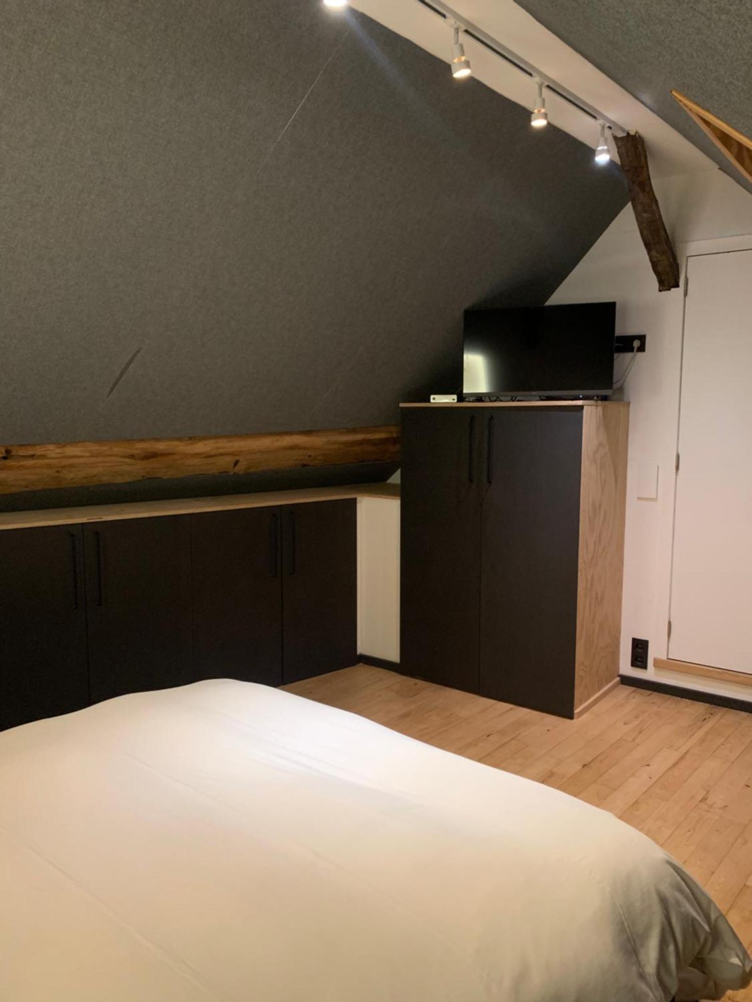 Froissart Loft Et Studio Chimay Exterior foto